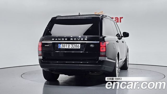 Land Rover Range Rover (IV) 5.0 SC Vogue SE LWB 2016 — фото 4