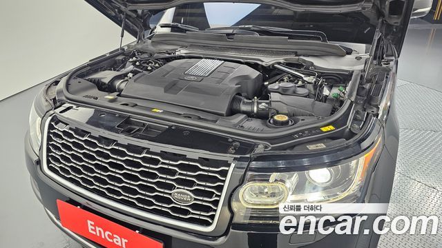 Land Rover Range Rover (IV) 5.0 SC Vogue SE LWB 2016 — фото 6