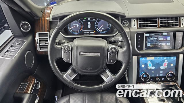Land Rover Range Rover (IV) 5.0 SC Vogue SE LWB 2016 — фото 13