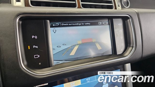 Land Rover Range Rover (IV) 5.0 SC Vogue SE LWB 2016 — фото 14