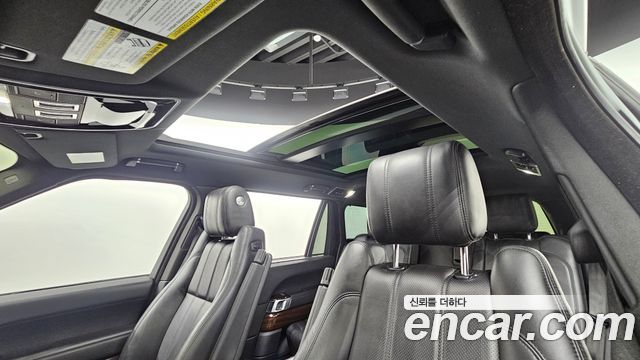 Land Rover Range Rover (IV) 5.0 SC Vogue SE LWB 2016 — фото 19