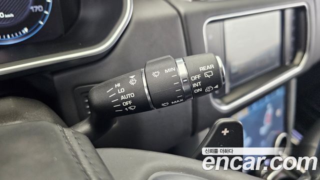 Land Rover Range Rover (IV) 5.0 SC Vogue SE LWB 2016 — фото 27