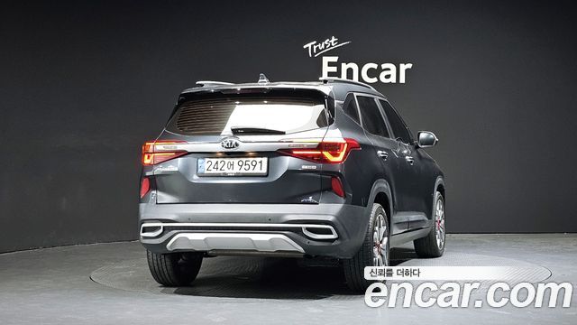 Kia Seltos Gasoline 1.6 Turbo 2WD Signature 2022 — фото 4