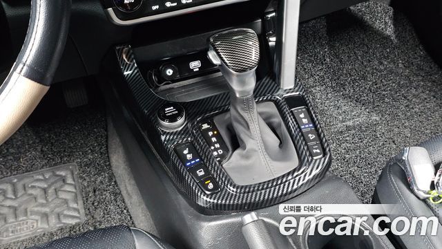 Kia Seltos Gasoline 1.6 Turbo 2WD Signature 2022 — фото 9
