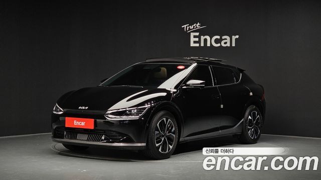 Kia EV6 Long Range Earth 2023 — фото 1
