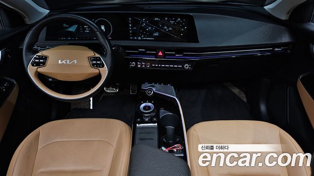 Kia EV6 Long Range Earth 2023 — фото 7
