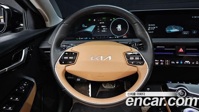 Kia EV6 Long Range Earth 2023 — фото 13