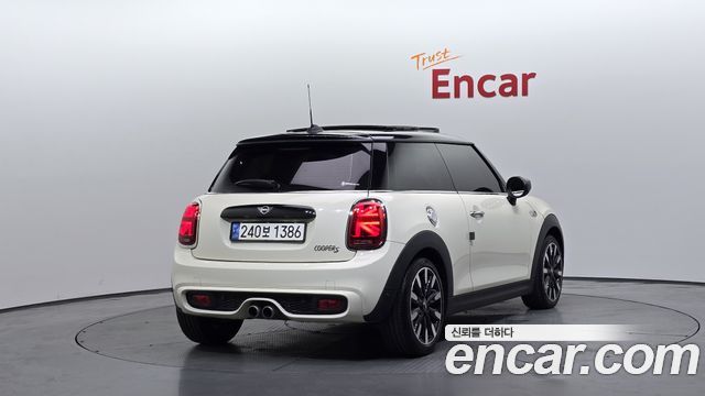 MINI Cooper S HIGH 3rd 2020 — фото 2