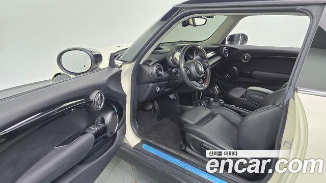 MINI Cooper S HIGH 3rd 2020 — фото 10