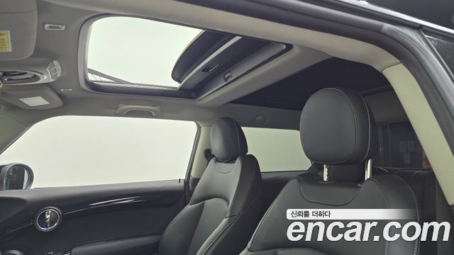 MINI Cooper S HIGH 3rd 2020 — фото 16