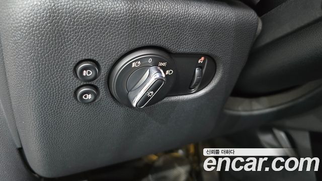 MINI Cooper S HIGH 3rd 2020 — фото 20