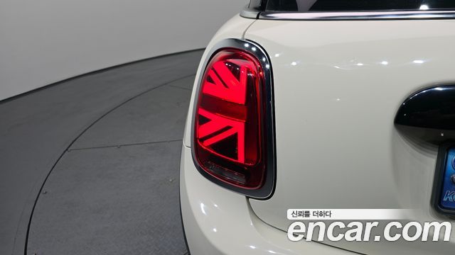 MINI Cooper S HIGH 3rd 2020 — фото 23