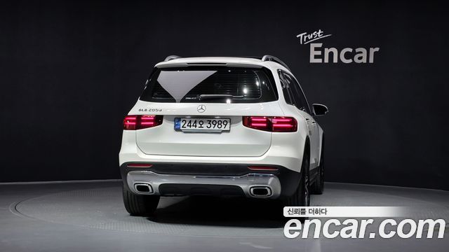Mercedes-Benz GLB-Class (X247) GLB200 d 2024 — фото 4