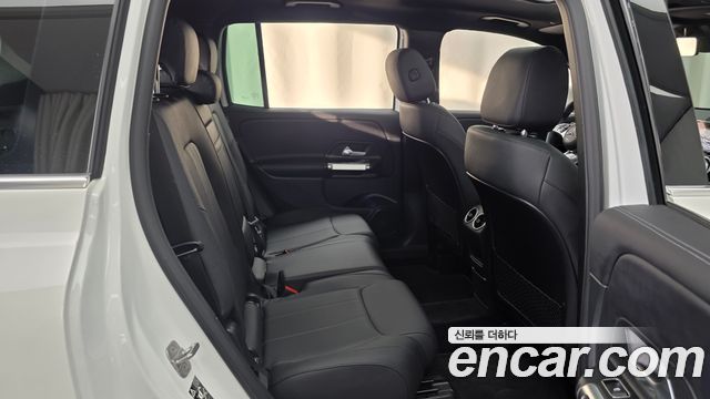 Mercedes-Benz GLB-Class (X247) GLB200 d 2024 — фото 12