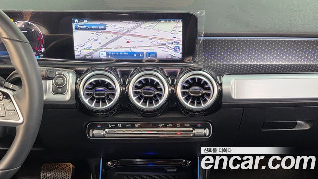Mercedes-Benz GLB-Class (X247) GLB200 d 2024 — фото 14