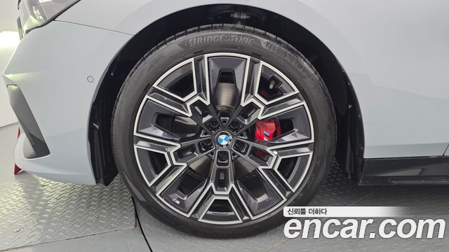 BMW 5 Series (G60) 530i xDrive M Sport Pro Special Edition 2026 — фото 5