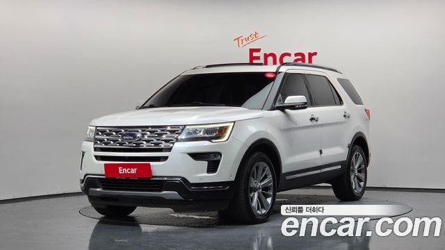 Ford Explorer 2.3 Limited 4WD 5th