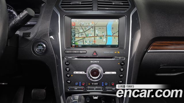 Ford Explorer 2.3 Limited 4WD 5th 2018 — фото 14