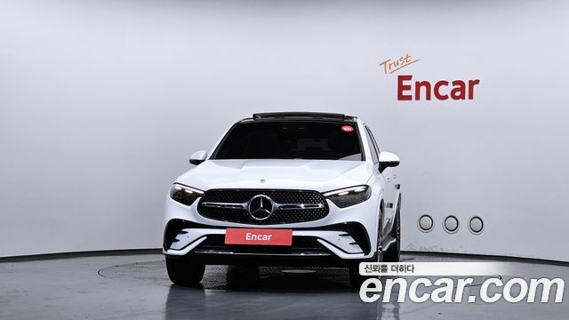 Mercedes-Benz GLC-Class (X254) GLC300 4MATIC Coupe 2024 — фото 3