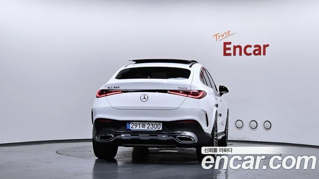 Mercedes-Benz GLC-Class (X254) GLC300 4MATIC Coupe 2024 — фото 4