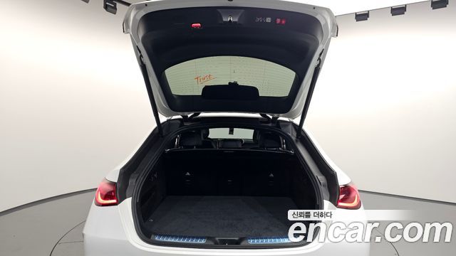 Mercedes-Benz GLC-Class (X254) GLC300 4MATIC Coupe 2024 — фото 22