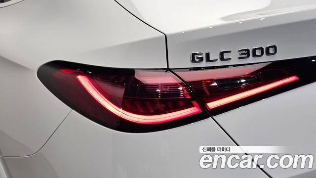 Mercedes-Benz GLC-Class (X254) GLC300 4MATIC Coupe 2024 — фото 29