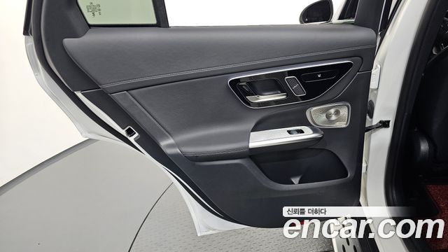 Mercedes-Benz GLC-Class (X254) GLC300 4MATIC Coupe 2024 — фото 31