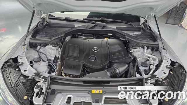 Mercedes-Benz GLC-Class (X254) GLC300 4MATIC Coupe 2025 — фото 6