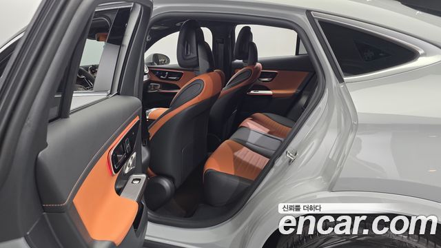 Mercedes-Benz GLC-Class (X254) GLC300 4MATIC Coupe 2025 — фото 11