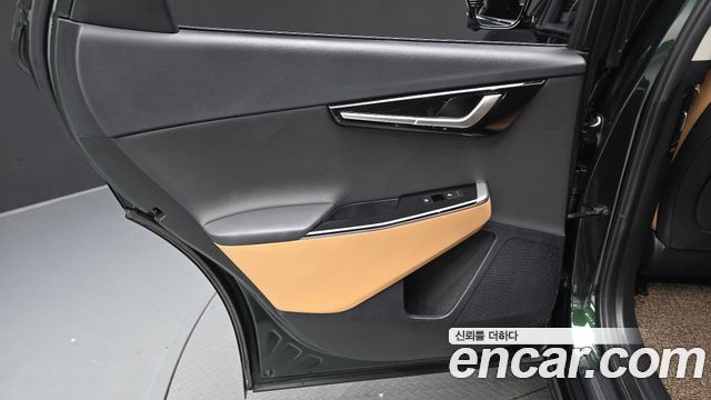 Kia EV6 Long Range Earth 2023 — фото 25