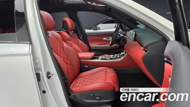 Genesis GV70 2.5T Gasoline AWD 2025 — фото 15
