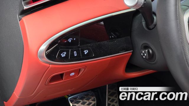 Genesis GV70 2.5T Gasoline AWD 2025 — фото 18