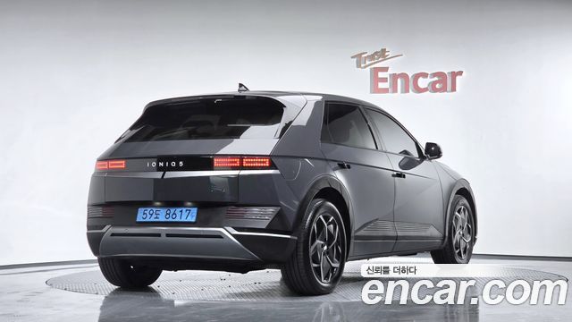 Hyundai Ioniq 5 Long range Exclusive 2023 — фото 2