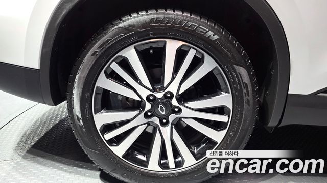 Renault Korea QM6 2.0 GDe PREMIERE 2WD 2023 — фото 5