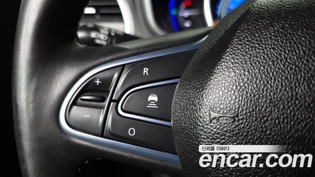 Renault Korea QM6 2.0 GDe PREMIERE 2WD 2023 — фото 17