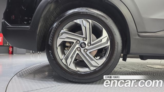 Hyundai Santa Fe Gasoline 2.5T 2WD Prestige 2021 — фото 5