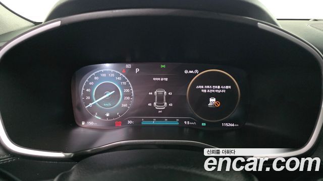 Hyundai Santa Fe Gasoline 2.5T 2WD Prestige 2021 — фото 8