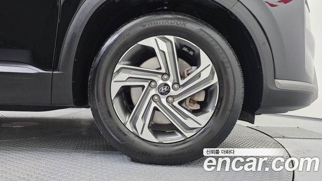 Hyundai Santa Fe Gasoline 2.5T 2WD Prestige 2021 — фото 21