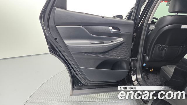 Hyundai Santa Fe Gasoline 2.5T 2WD Prestige 2021 — фото 25