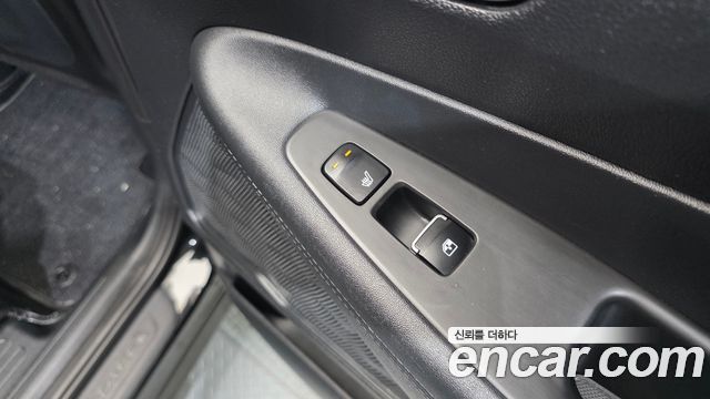 Hyundai Santa Fe Gasoline 2.5T 2WD Prestige 2021 — фото 36