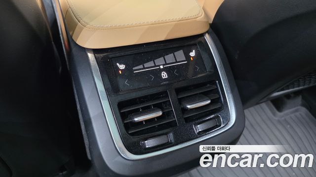 Volvo XC90 (II) B6 Ultimate Bright 2023 — фото 18