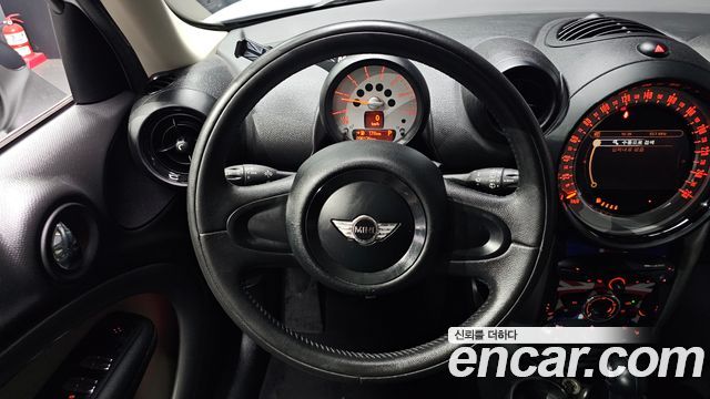 MINI Cooper D Countryman SE 1st 2013 — фото 13