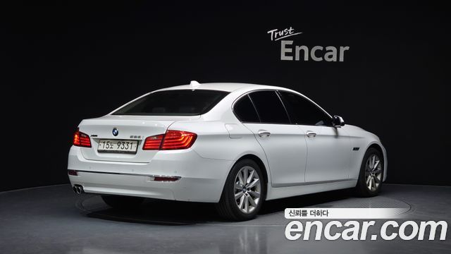 BMW 5 Series (F10) 528i xDrive Luxury Plus 2016 — фото 2