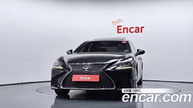Lexus LS500h (V) 3.5 Platinum AWD 2018 — фото 3