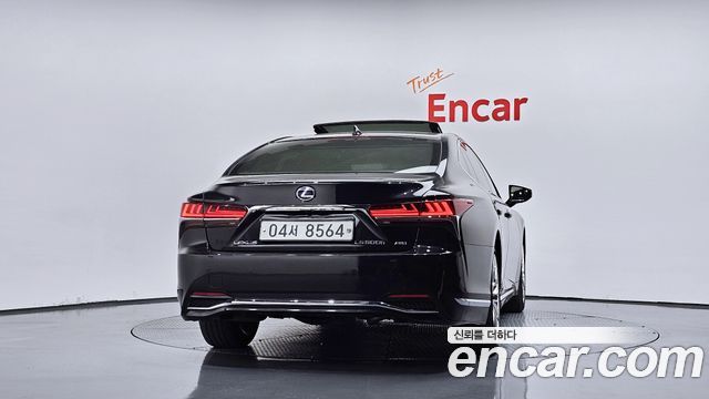 Lexus LS500h (V) 3.5 Platinum AWD 2018 — фото 4