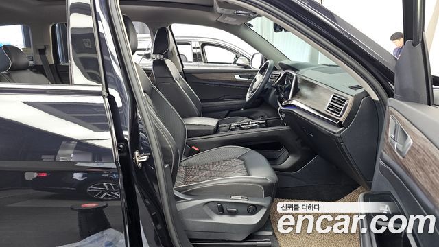 Volkswagen Atlas 2.0 TSI R-LINE 7-Seater 2025 — фото 11