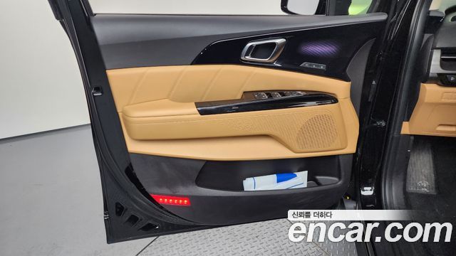 Kia Carnival (IV) Diesel 9-Seater Signature 2023 — фото 24
