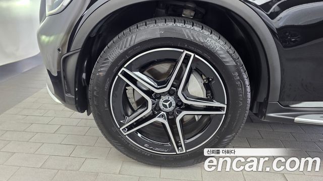 Mercedes-Benz GLC-Class (X253) GLC300 4MATIC 2022 — фото 5
