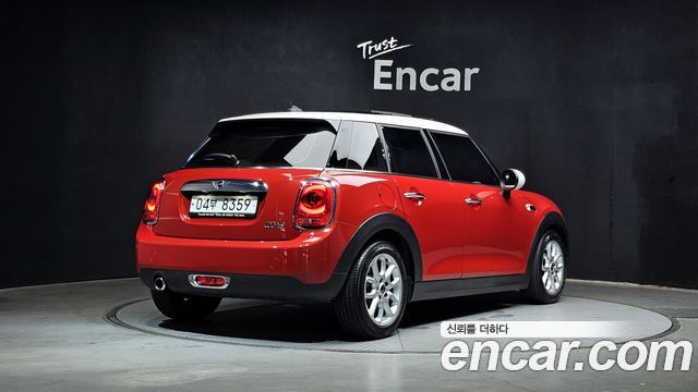 MINI Cooper 5Door HIGH 3rd 2017 — фото 2