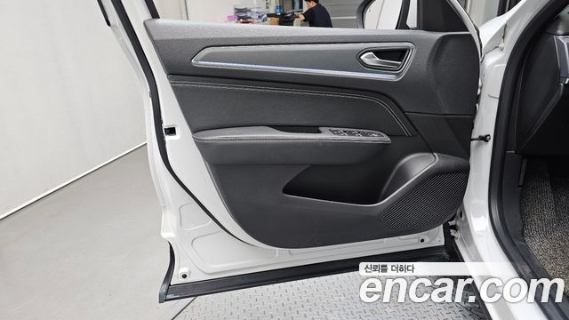 Renault Korea XM3 1.3 TCe RE Signature 2022 — фото 24
